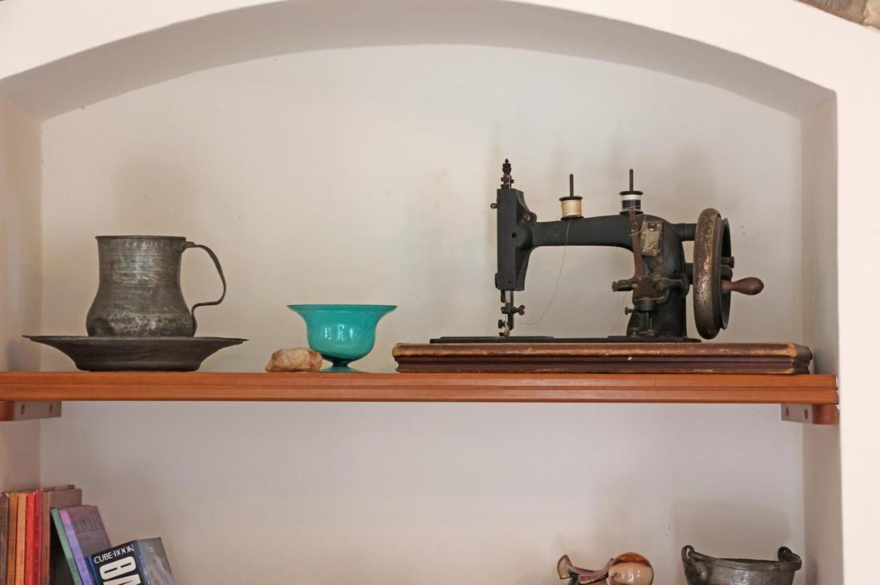 Babina'S Place-Traditional House In Ermoúpoli Eksteriør bilde