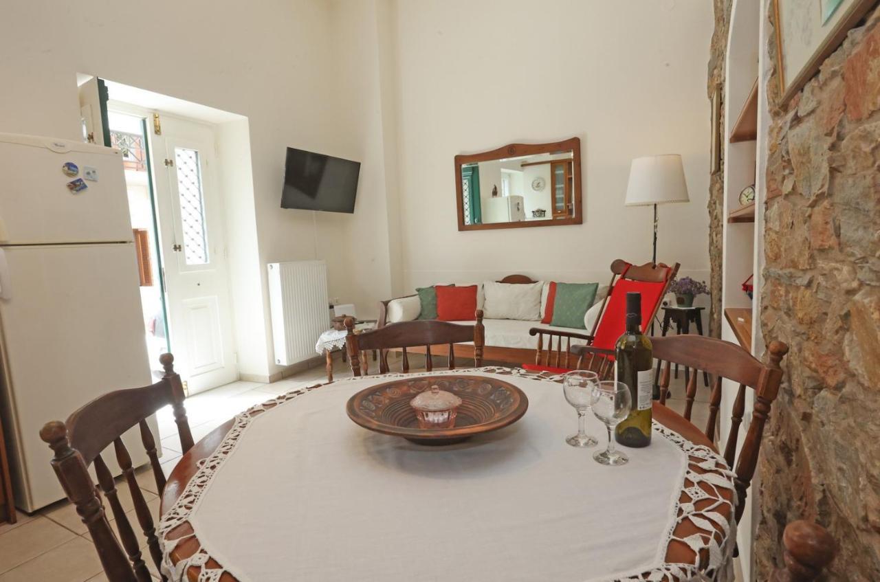 Babina'S Place-Traditional House In Ermoúpoli Eksteriør bilde